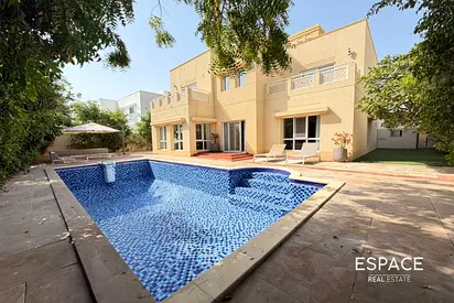 Lake View | Private Pool | Type 9 | Negotiable