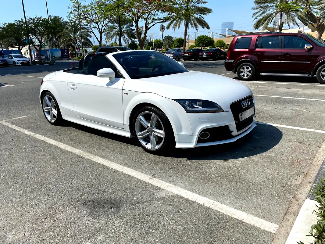 Audi TT 2014 — photo 1 of 14