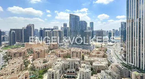 Boulevard View | Vacant | Middle Floor