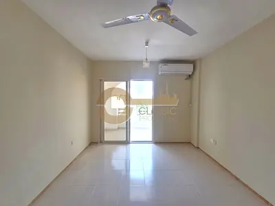 SPACIOUS UNIT | FAMILY LIVING | NO PARKING