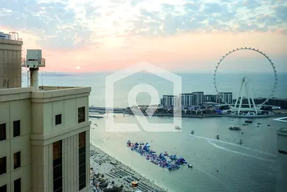 Livbnb-2 Bedroom Stunner with Iconic Ain Dubai View