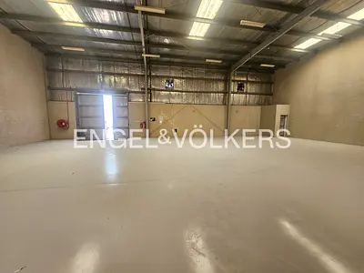 Vacant | Clean Compound | Storage | 4 Cheques