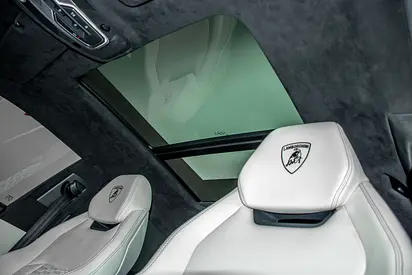 صورة مصغرة 12 لـ 2021 Lamborghini URUS
