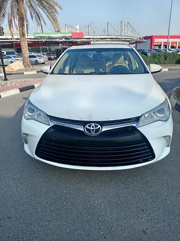 CAMRY SE 2016 Gcc Mid option for sale