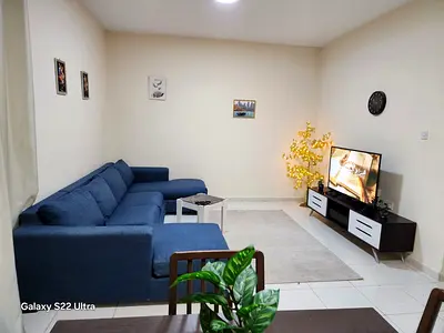 شقة غرفة وصالة بإطلالة بحر مباشرة في برج التوليب، موقع مميز وبسعر مناسب.