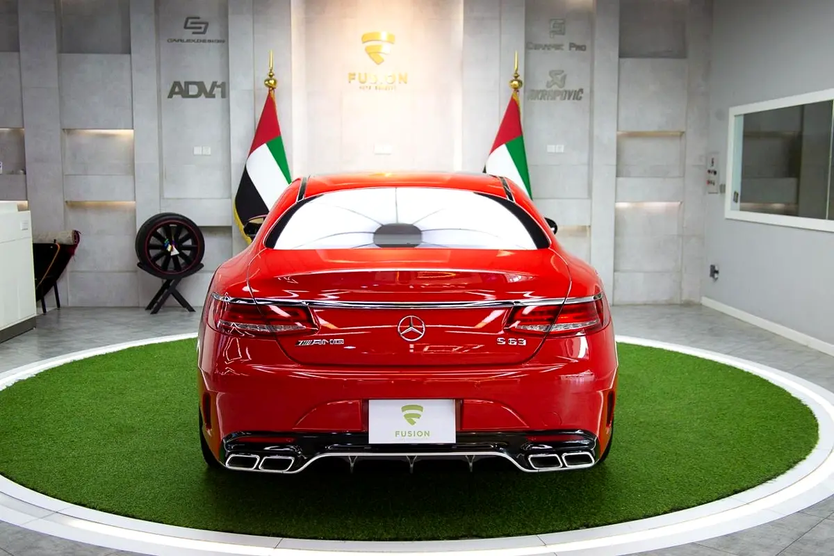 Mercedes-Benz S-Class 2015 — photo 1 of 4