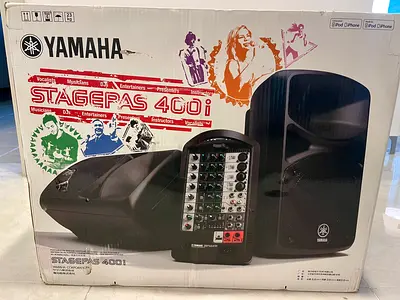 Yamaha StagePas 400i Portable PA System - Complete in Box