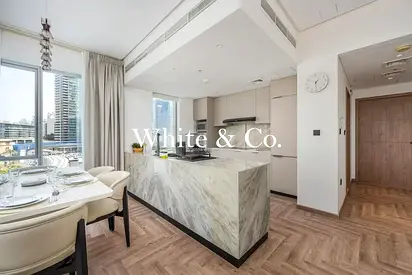 Luxury Upgrades | Spacious | Chiller Free