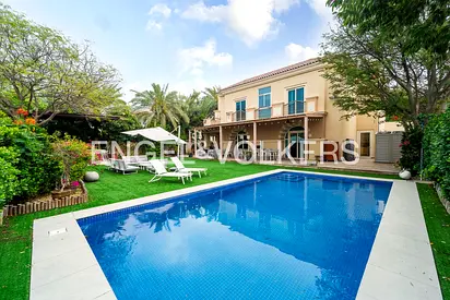 Stunning B1 Villa | Golf Views | Prime location