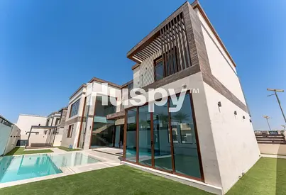 Single Row | Vacant | Private Pool