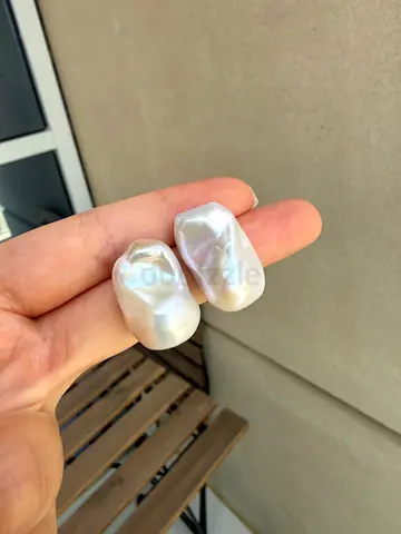 Freshwater Baroque Pearls Stud