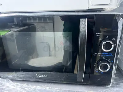 Midea Compact Microwave Oven - Manual Dial Controls, Good Condition