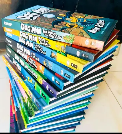 Dog Man series set - collection of illustrated childrens graphic novels (19 book set)
