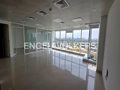 Stunning Layout | Glass Partition | Natural Light