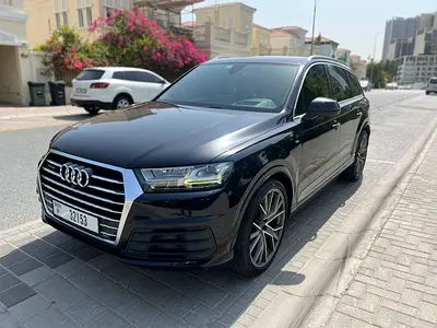 2018 Audi Q7 S line GCC Specs. Full option and well maintained. Very clean car