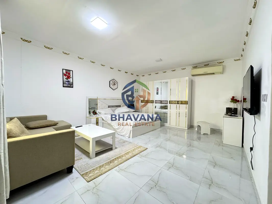 European Luxurious Fully Furnished Big Studio 4000 Monthly