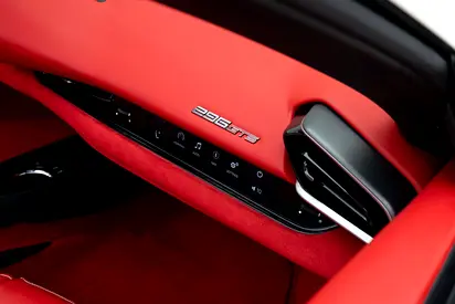 2025 Ferrari 296 GTS 缩略图 20