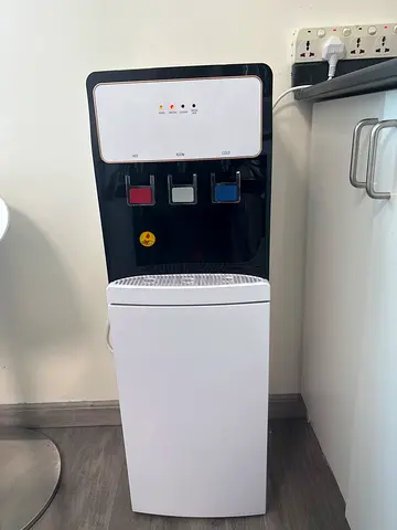 Water dispenser