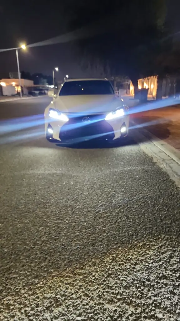 Lexus IS-Series 2008 — photo 1 of 13