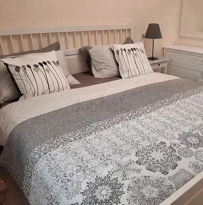 Full King bed set IKEA