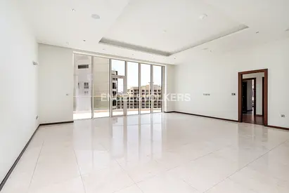 Direct Beach Access | Sea View | High Floor
