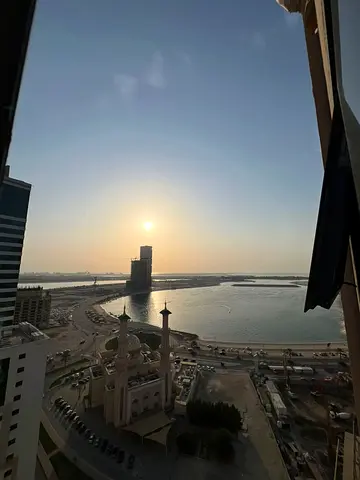 تكييف مجانا / باركن مجانا /غرفه ماستر / خزائن بالحائط /جيم مسبح مجانا / مساحه واسعه/ اطلاله بانوراما