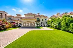 Lake View | Garden Hall | Renovation Opp