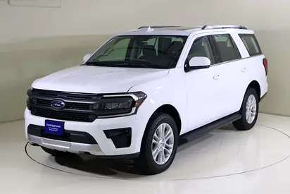 XT224/ FREE Insurance + Registration/ AL TAYER MOTORS AL QOUZ SHOWROOM