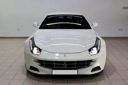 صورة 2 لـ 2012 Ferrari FF