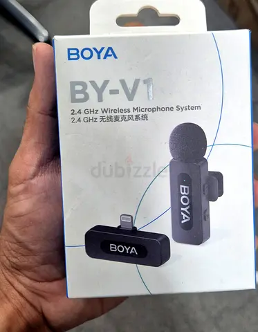 BOYA BY-V1 2.4GHz Wireless Lavalier Microphone (Lightning) - New in Box