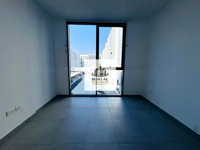 Budget-Friendly Studio | East Village | 35K Only | Prime Location