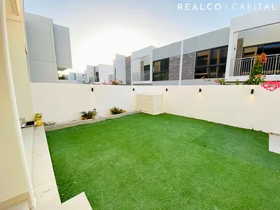 3-Bedroom Townhouse | R2mb Type | Furnished with Maid Room | Vacant
