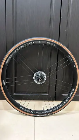 Campagnolo Scirocco Wheelset disc break + Chorus 12s Cassette – Quick Sale
