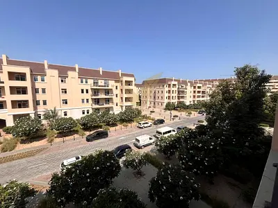 Spacious 2BR | Community View | Vacant