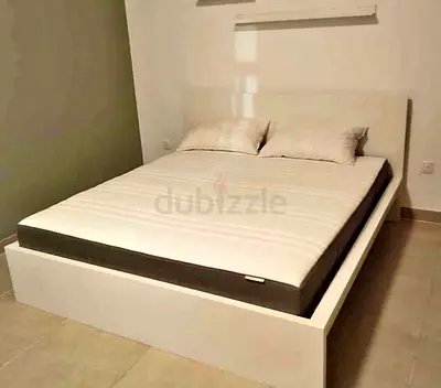 Ikea malam bed with ikea mattress king size 180 x200cm bed