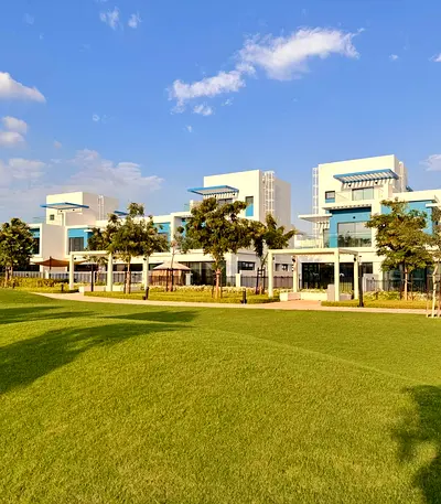 HUGE LAYOUT | BRAND NEW | PRIME LOCATION