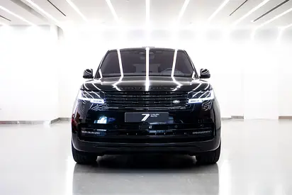 Land Rover Range Rover Autobiography 2022 - GCC Specs - Pristine Condition - warranty and service -