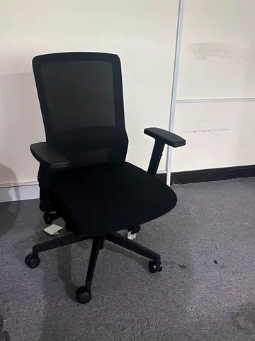 Office Chairs x9