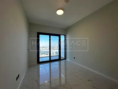 PRIME LOCATIONS SEMI FURNISHED ONE BR NEXT TO METRO