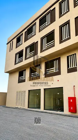 🏭 Warehouse Complex with Labor Accommodation for Sale – Umm Al Quwain