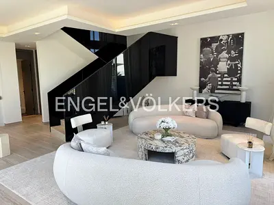 4 Bed | Built-in Pool | Rooftop Entertainment