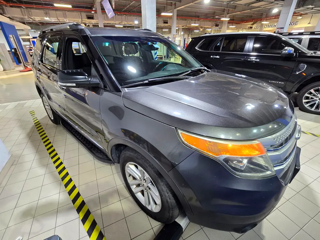 Ford Explorer 2014 — photo 1 of 7