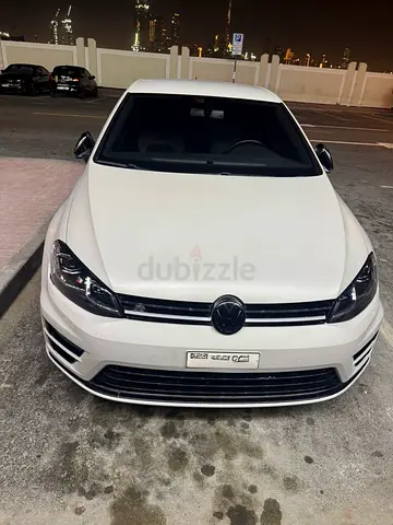 Volkswagen Golf R, 2016-Excellent Condition