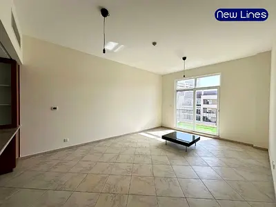 Spacious | Vacant | Full Courtyard View