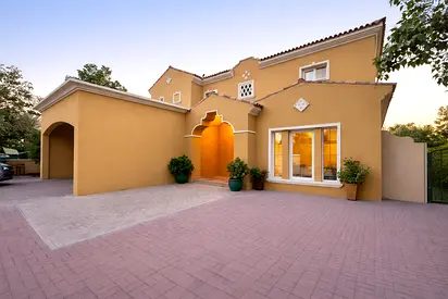 SPACIOUS | WELL MAINTAINED | PRIME LOCATION