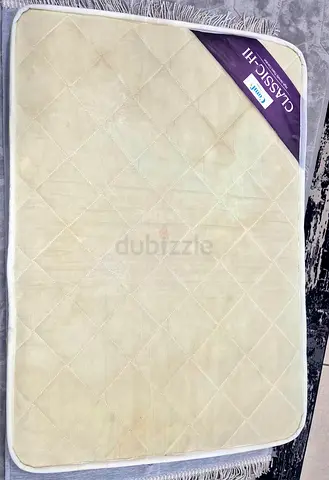 Single foam mattress