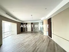 PRIME LOCATION | CLOSE TO METRO | VACANT
