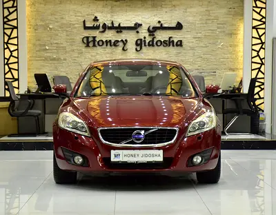 EXCELLENT DEAL for our Volvo C70 T5 ( 2011 Model ) in Red Color GCC Specs
