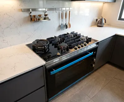 Miele built-in full gas top  oven digital sat version 90cm brand new