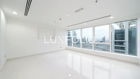 High floor | Partly furnished| Near Metro